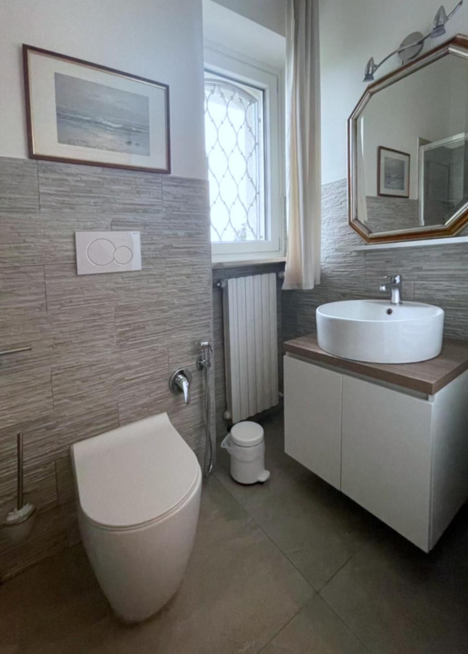 Domus 190 Rooms Varese Ngoại thất bức ảnh